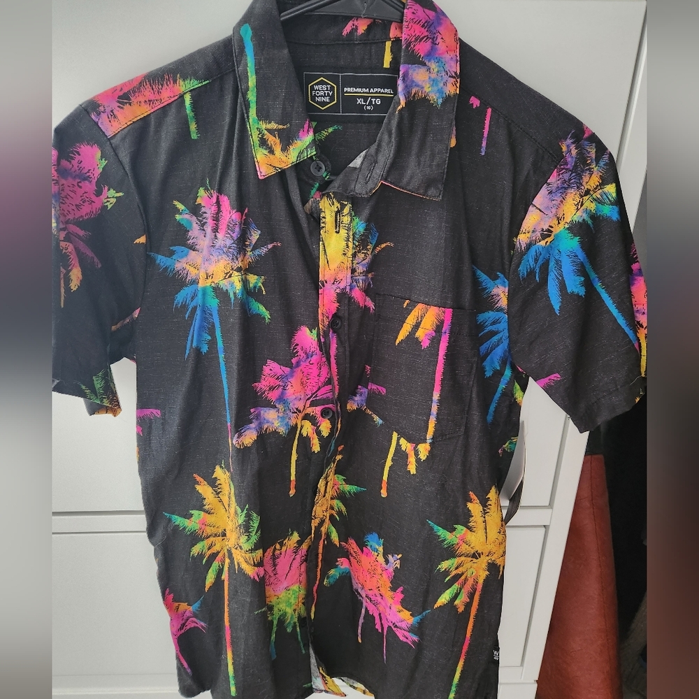 Kids or women's small Hawaiian shirt